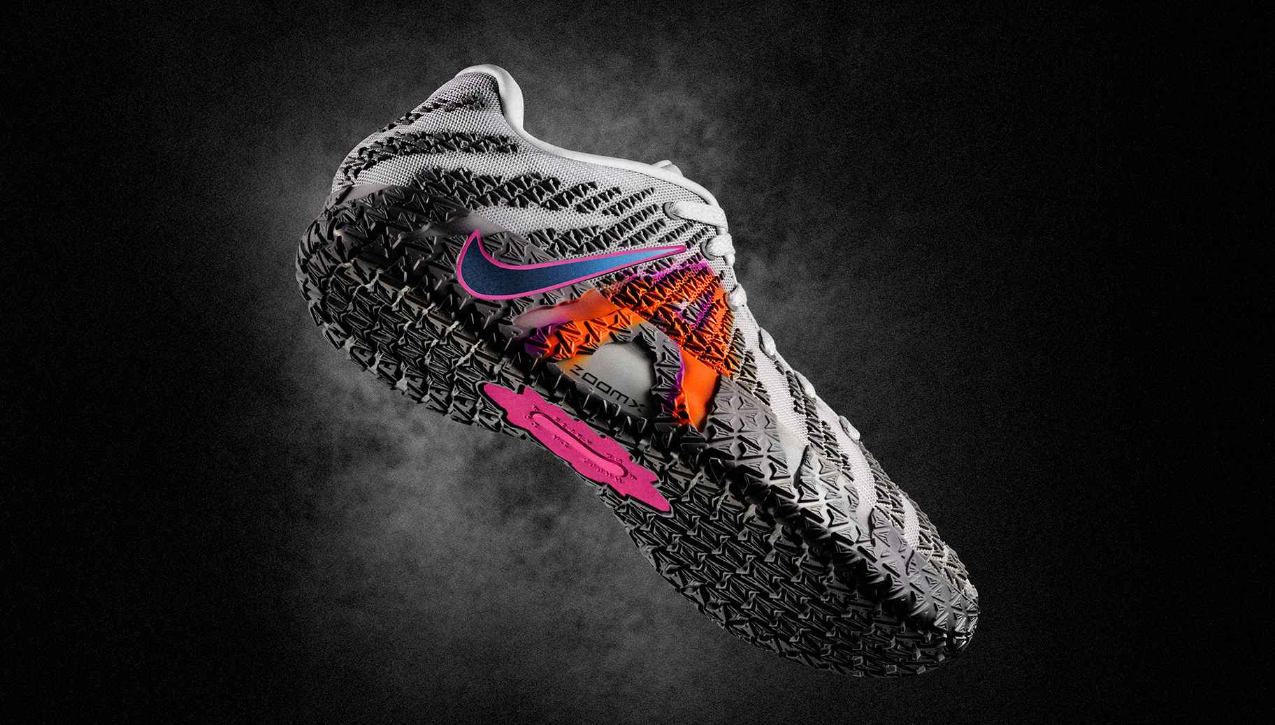 Nike Ja3 バッシュ　Ja 3 ジャモラント ジャ・モラントの大胆不敵なパフォーマンスに対応するナイキ